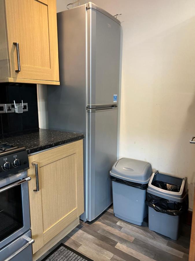 4 Bed Bungalow Near Airport Edinburg Exteriör bild