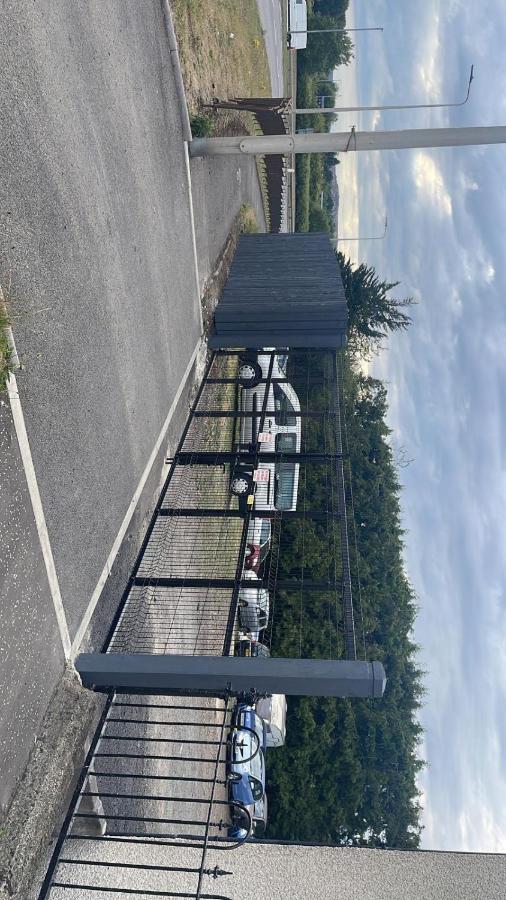 4 Bed Bungalow Near Airport Edinburg Exteriör bild