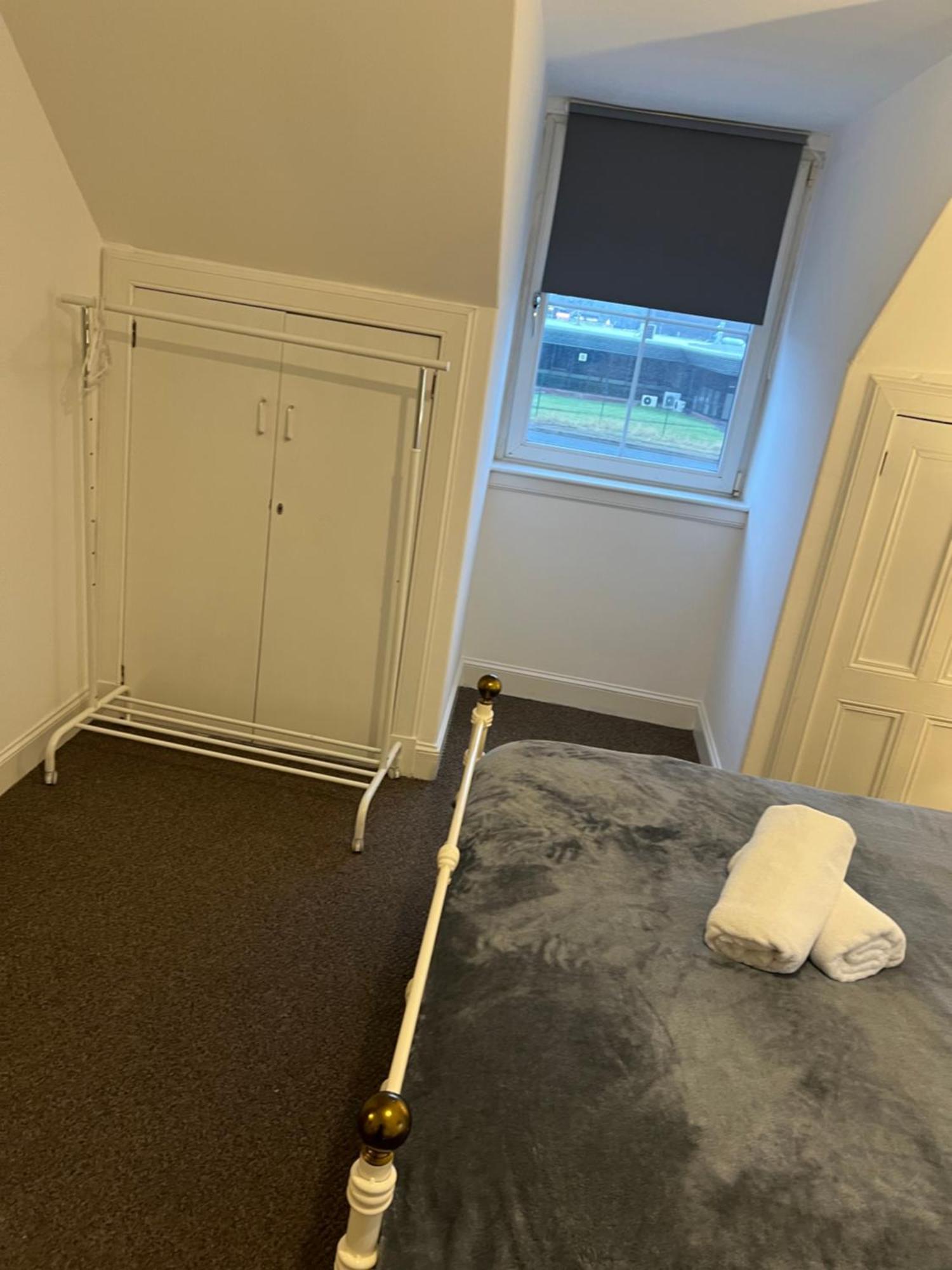 4 Bed Bungalow Near Airport Edinburg Exteriör bild