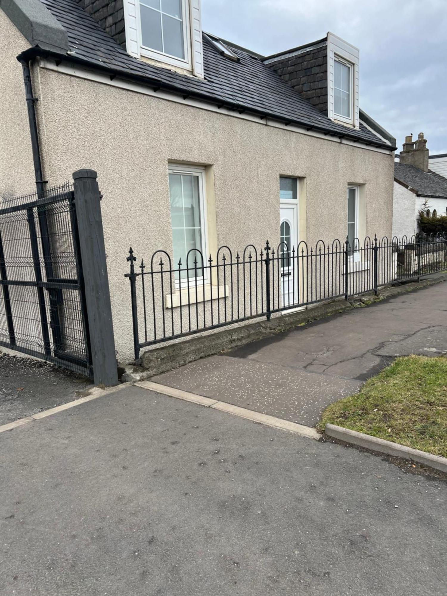 4 Bed Bungalow Near Airport Edinburg Exteriör bild